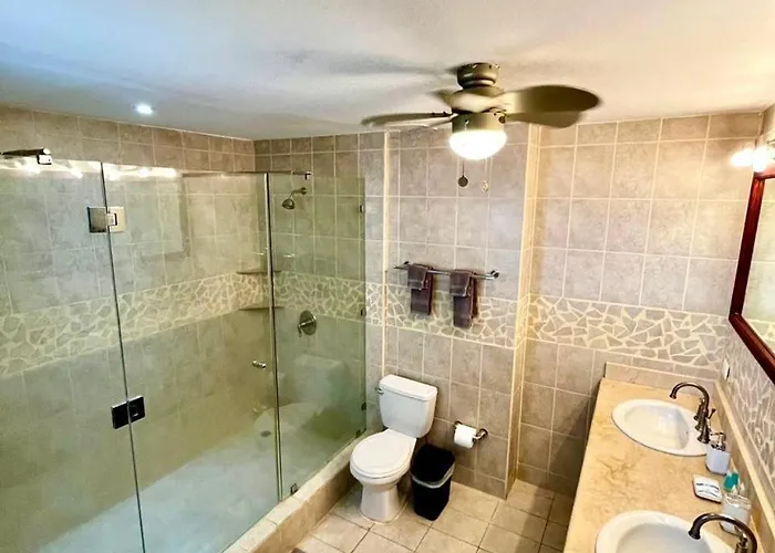 Mir4 Stunning Oceanview 2bd Over Apartamento