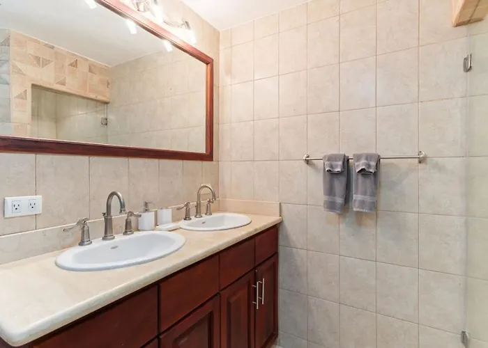Mir4 Stunning Oceanview 2bd Over Tamarindo