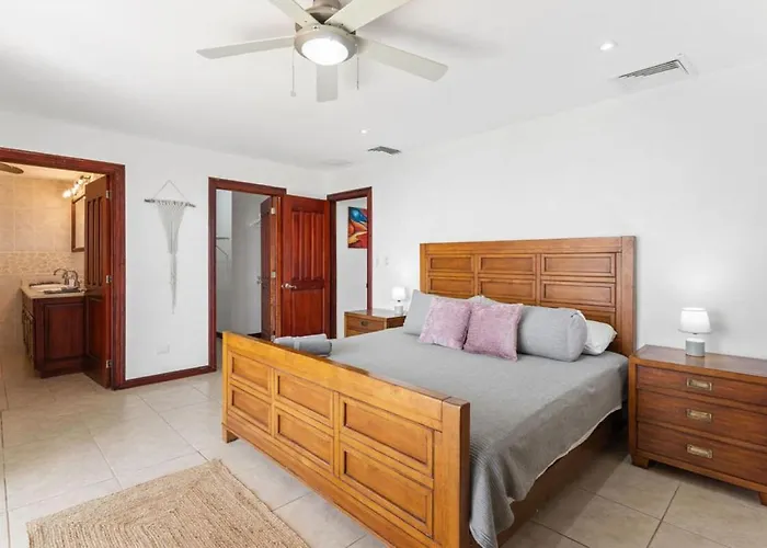 Mir4 Stunning Oceanview 2bd Over Apartamento